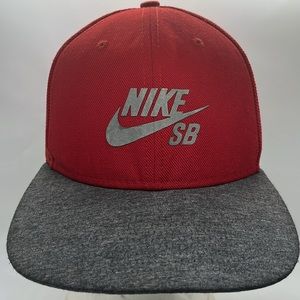 NIKE Hat